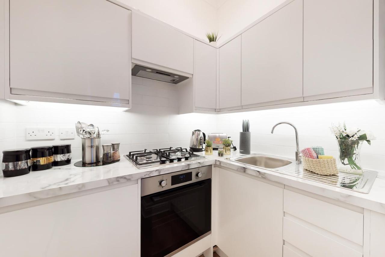 Park Lane Apartments Baker Street Londra Exterior foto